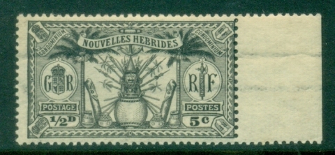 New-Hebrides-Fr-1912-Weapons-and-Totem-Poles-½d5c-creaseMLH