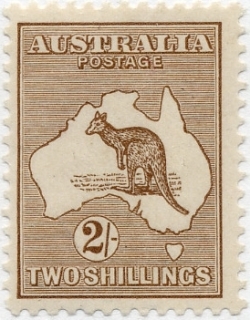 Australia-1915-Kangaroo-Map-2-shilling-brown-II-2nd-Single-CR-over-A-P12-Animal