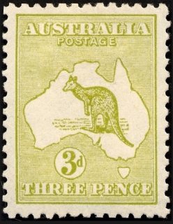 Australia-1915-Kangaroo-Map-3-pence-yellow-olive-I-Third-Single-Crown-over-A-P12-Animal