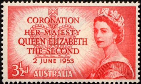 Australia-1953-Queen-Elizabeth-II-3-5-pence-scarlet-P14-75-x-14-12-Portrait