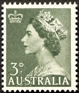 Australia-1953-Queen-Elizabeth-II-3-pence-deep-green-P14-75-x-14-06-Portrait