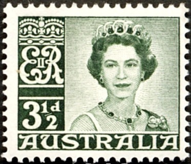 Australia-1959-Queen-Elizabeth-II-3-5-pence-deep-green-P14x15-Queen-Elizabeth-II