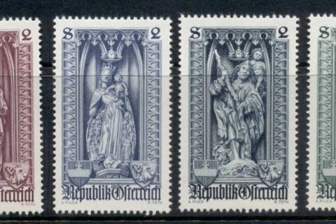 Austria-1969-St-Stephens-Cathederal-Statues-MLH