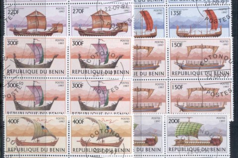 Benin-1997-Old-Sailing-Ships-blk4-CTO