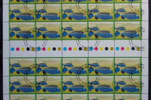 Christmas-Is-1996-90c-Spotted-Boxfish-CTO-Sheet-FV-45-lot48876