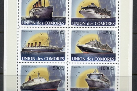 Comoro-Is-2008-Cruise-Ships-MS-MUH