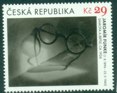 Czech-Republic-2014-Art-on-Stamps-Paintings-Solitude-and-Spectacles-by-Jaromir-Funke-MUH