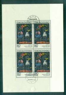 Czechoslovakia-1972-Woman-Dressing-by-Ludivit-FullaMS-CTO-lot70594