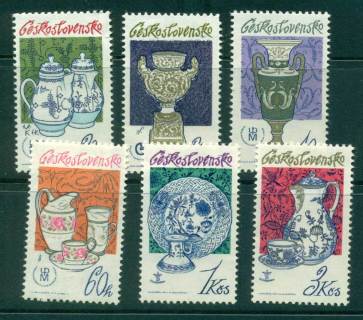 Czechoslovakia-1977-Porcelain-MLH-lot41530