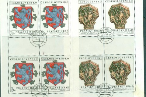 Czechoslovakia-1972-Prague-castle-Art-corner-stain