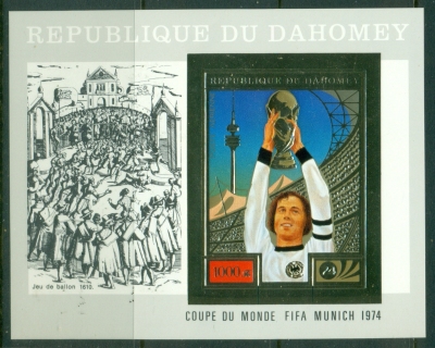 Dahomey-1974-World-Cup-Soccer-Germany-Champions-Gold-Foil-embossed-IMPERF-MS-MUH_2