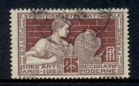 France-1924-25-Intl-jpg-Exhibition-of-Decorative-Modern-Arts-25c-FU.jpg