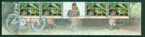 French-Polynesia-2005-People & Hut str4 + label