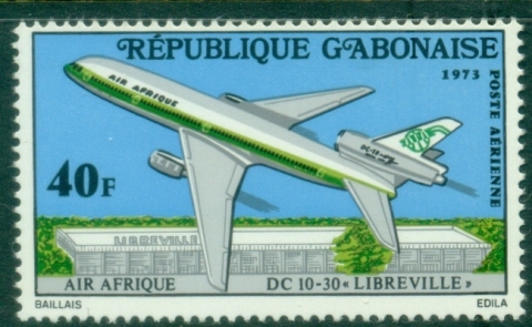 Gabon-1973-DC-10-over-Libreville-Airport-MUH