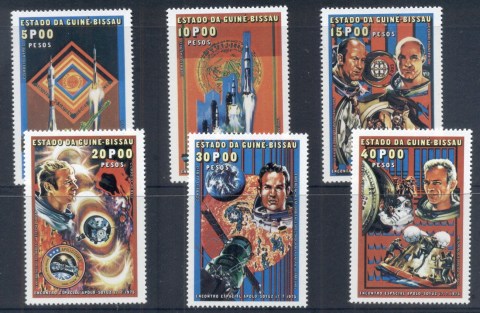 Guinea-Bissau-1975-Apollo-Soyuz-Joint-Russia-USA-Space-Project-MUH