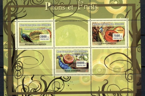 Guinee-2007-Peacocks-Fruit-Birds-MS-MUH