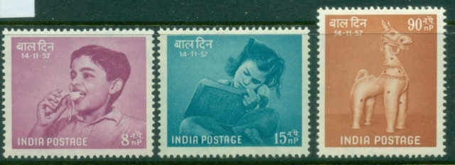 India-1957-Childrens-Day-MUH