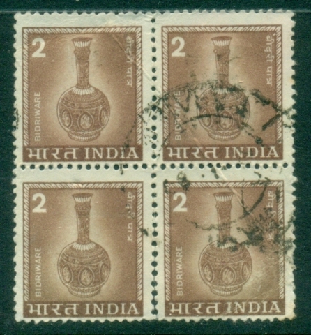 India-1976-1983-Local-Motifs-2p-block-4-FU