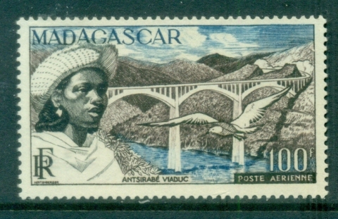 Madagascar-1954 Antsirabe Viaduct, Birds