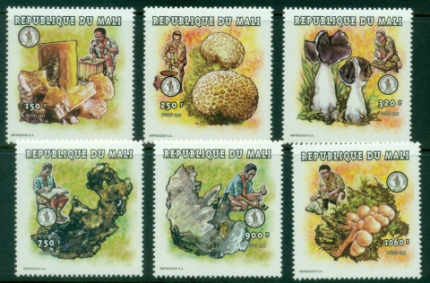 Mali-1997-Scouts-and-Fungi-Mushrooms-MUH