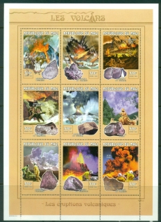 Mali-1999-Rocks-Dinosaurs-and-Volcanoes-310f-sheetlet-MLH