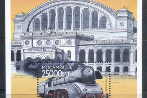 Mozambique-1999-Trains-2