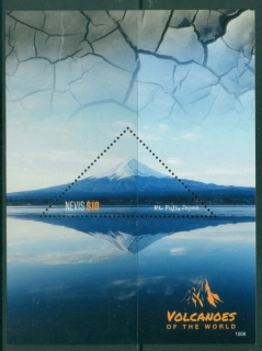 Nevis-2015-Volcanoes-of-the-World-MS-MUH_1