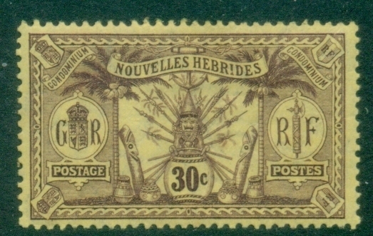 New-Hebrides-Fr-1912-Weapons-and-Totem-Poles-30c-MLH