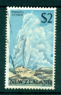 New-Zealand-1967-70-2-Pohutu-Geyser-multicoloured-FU-lot71599