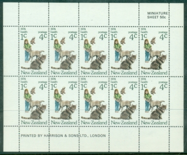 New-Zealand-1974-Health-Stamps-MS-MUH