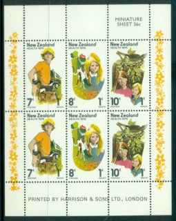 New-Zealand-1976-Health-Stamps-MS-MUH