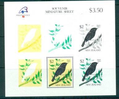 New-Zealand-1989-Black-Robin