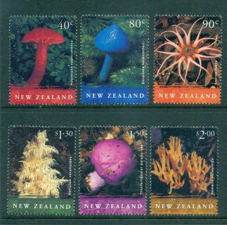 New-Zealand-2002-Funghi-MUH-lot71631