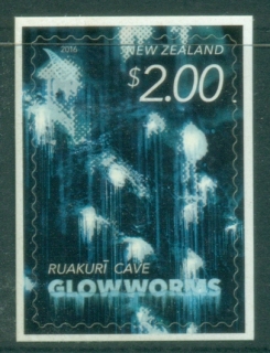 New-Zealand-2016-New-Zealand-Native-Glowworms-PS-MUH