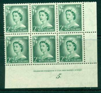 New Zealand 1956 QEII Redrawn 2d Myrtle Green Plate 5 (With Stop) Block 6