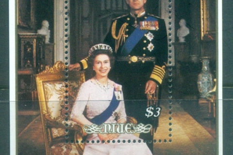 Niue-1986-QEII-60th-Birthday-3-MS-MUH