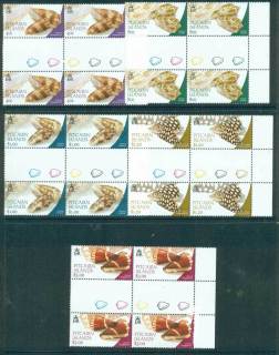 Pitcairn-Is-2003-Cone-Shells-Gutter-Block-MUH-lot21462