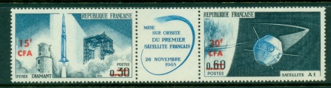 Reunion Is 1966 French Satellite A-1 pr & label