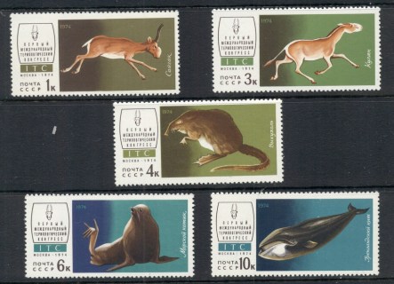 Russia-1974-Fauna-of-USSR-MUH