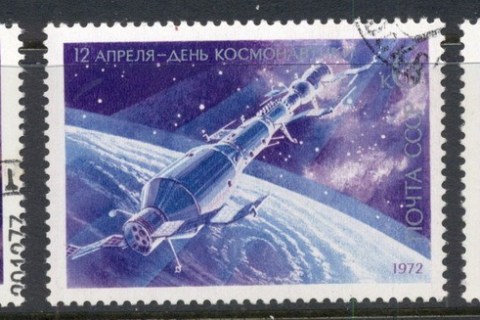 Russia-1972-Cosmonauts-Day-CTO