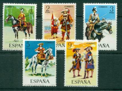 Spain-1974-Military-Uniforms-MH-Lot26377