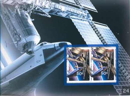 Australia-2007-Blast-off-50-Years-in-Space-2-x-50-cent-Multi-P14-6-x-13-86-Horizontal-se-tenant-pair-on-special-background-4982-SG