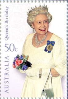 Australia-2008-Birthday-Queen-Elizabeth-II-50-cent-Multi-P14-6-x-13-86-Informal-of-Queen-Elizabeth-II-in-cream-dress-with-red-posy-SG2988