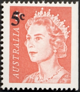 Australia-1967-Queen-Elizabeth-II-5-cent-red-P15x14-Royalty