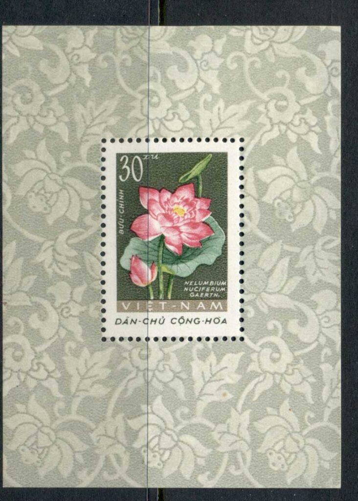 Vietnam-1962-Flowers-MS-MNG